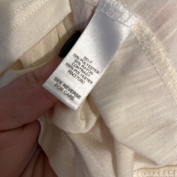 Gently loved crème shirt 18/20w by Cato. - Picture 5 of 6